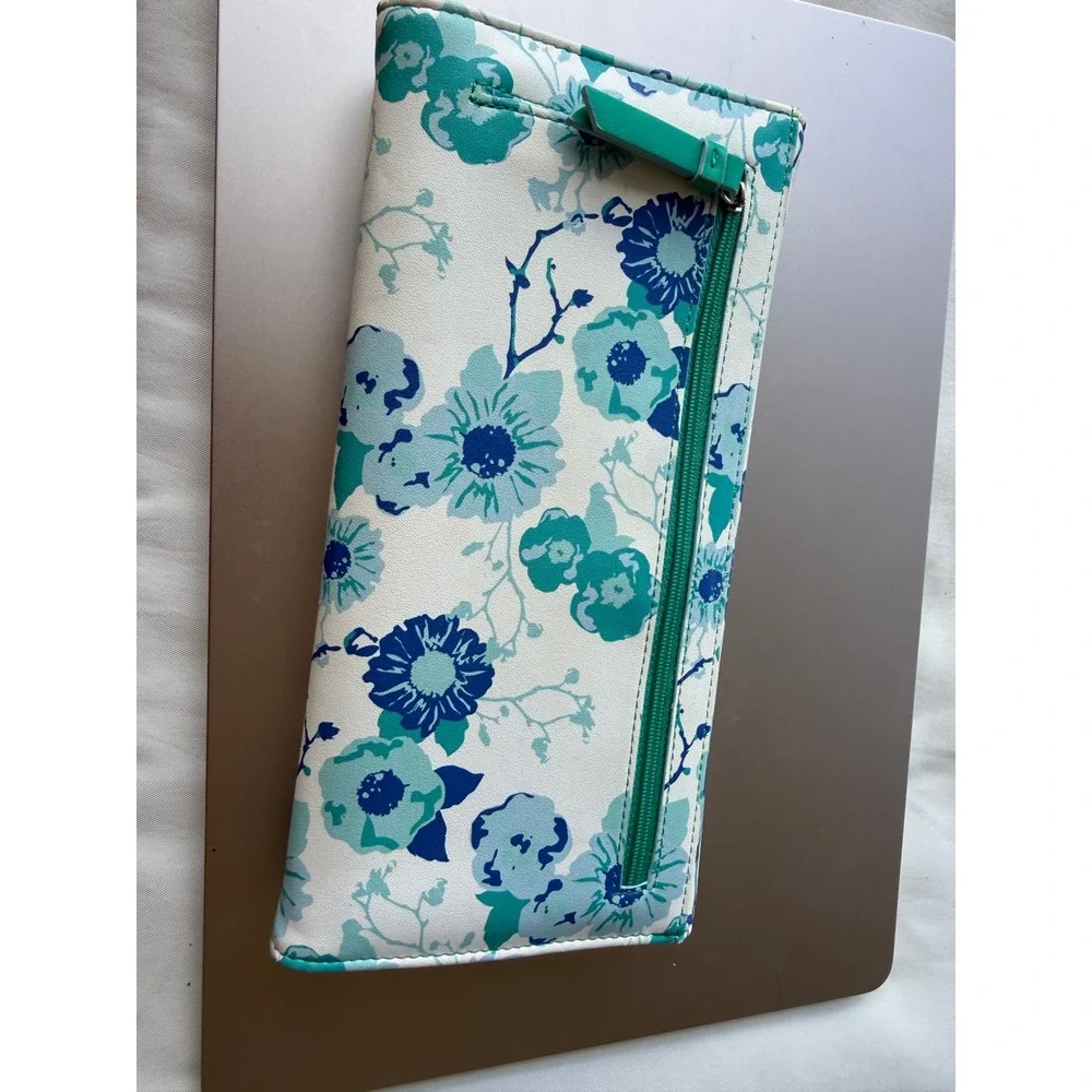Kate‎ Landry Blue Teal Floral Envelope Clutch Wallet Snap Closure ID Window